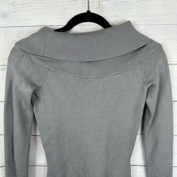 BCBGMAXAZRIA Womens size Small Astria Off The Shoulder Sweater Gray - Picture 6 of 10